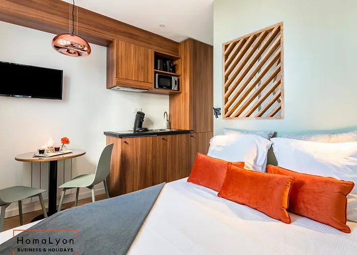 Part-dieu Gare - Homalyon Apartment