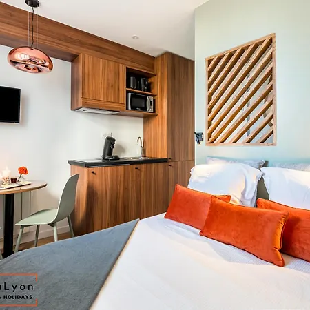 Part-dieu Gare - Homalyon Apartamento